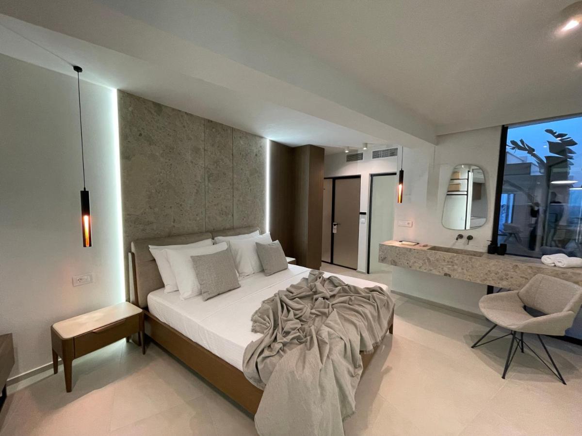 Mystique Luxury Suite Achlia Ngoại thất bức ảnh