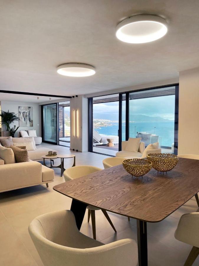 Mystique Luxury Suite Achlia Ngoại thất bức ảnh