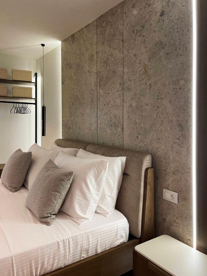 Mystique Luxury Suite Achlia Ngoại thất bức ảnh