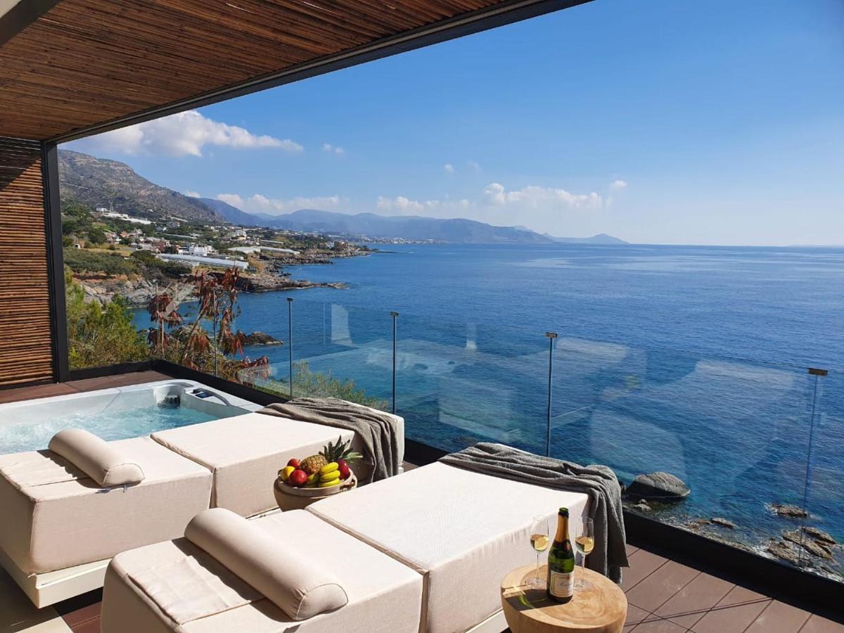 Mystique Luxury Suite Achlia Ngoại thất bức ảnh
