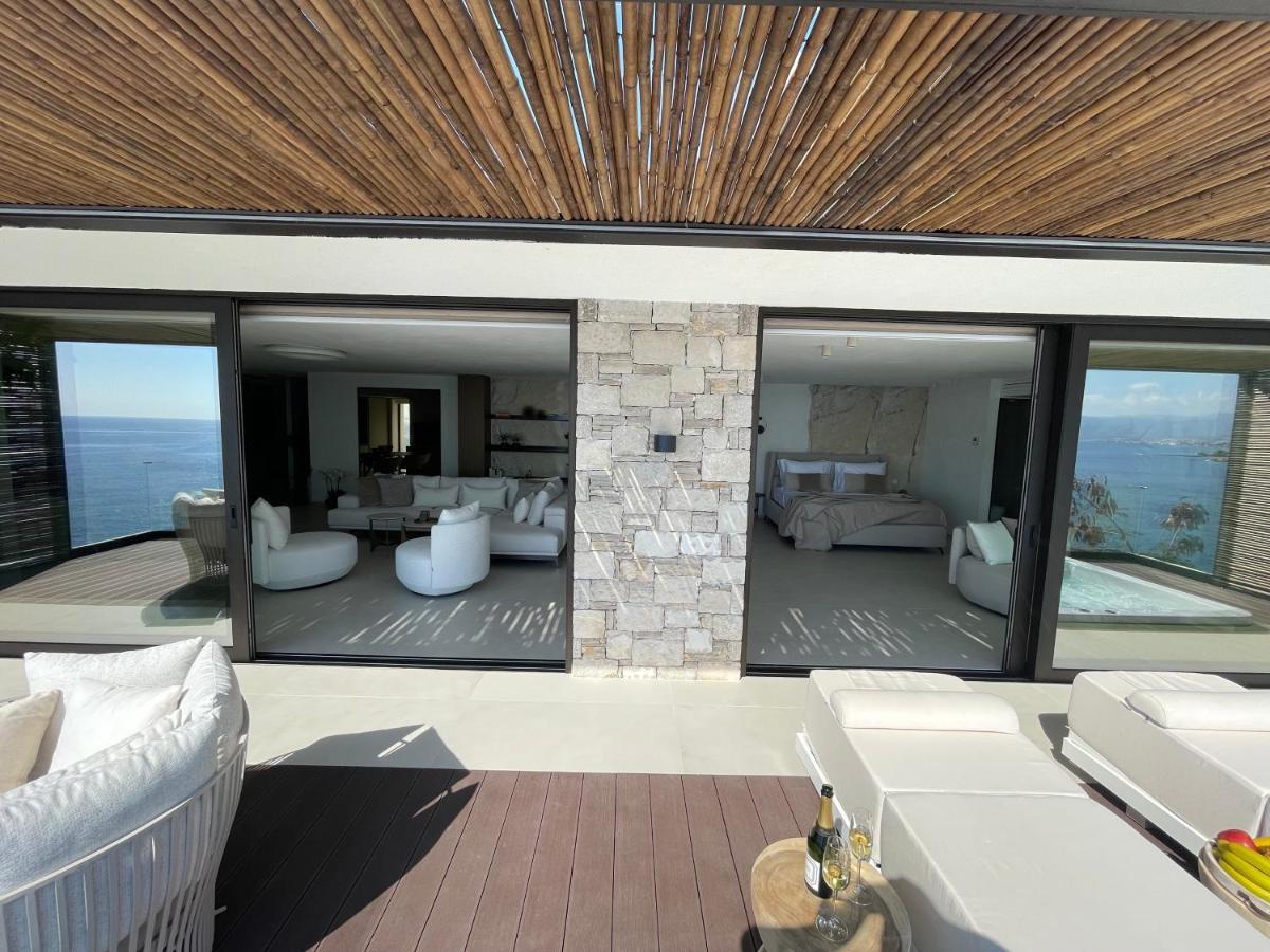Mystique Luxury Suite Achlia Ngoại thất bức ảnh