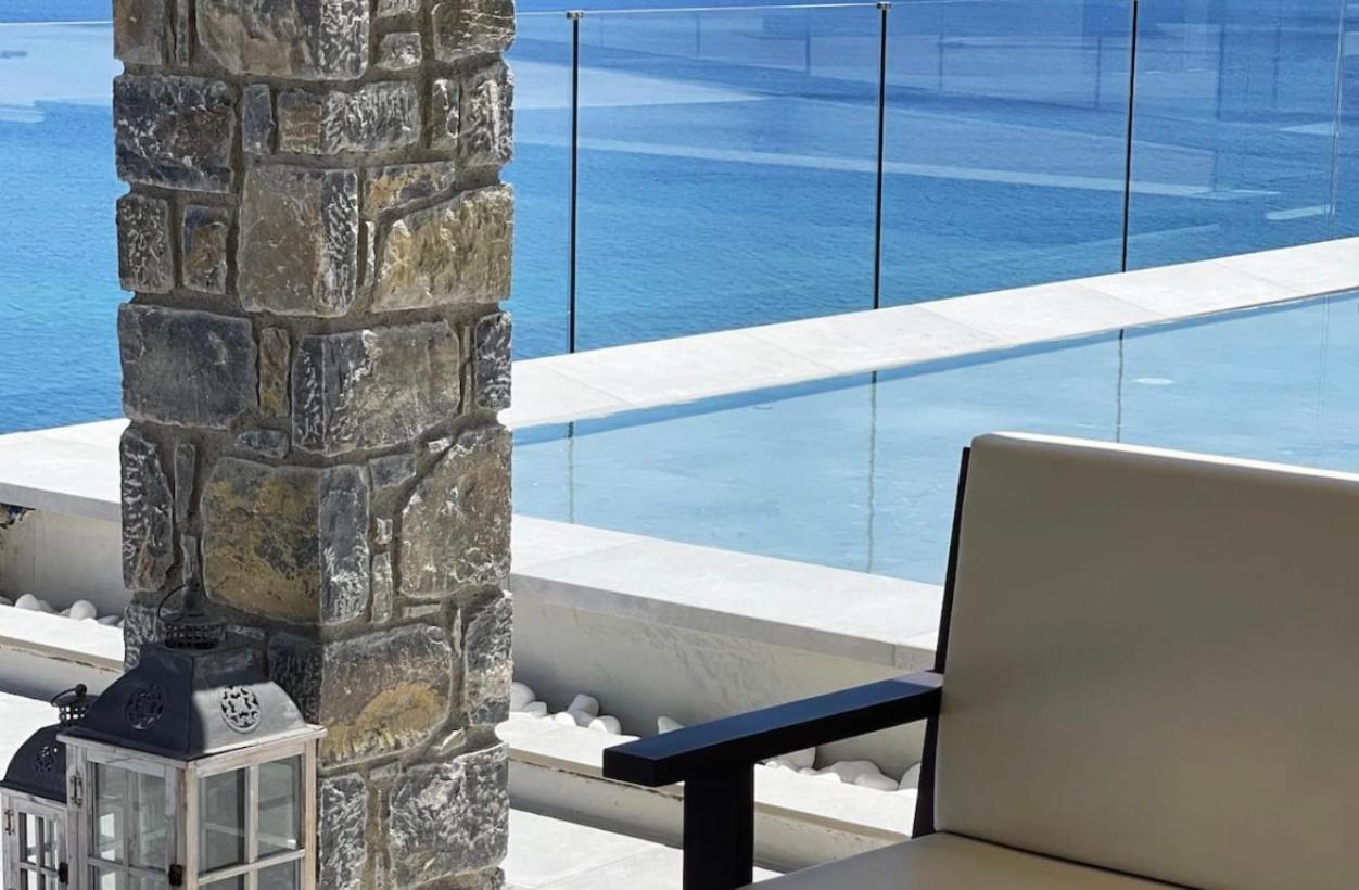 Mystique Luxury Suite Achlia Ngoại thất bức ảnh