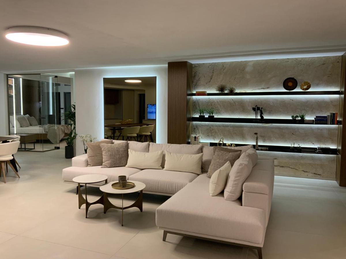 Mystique Luxury Suite Achlia Ngoại thất bức ảnh
